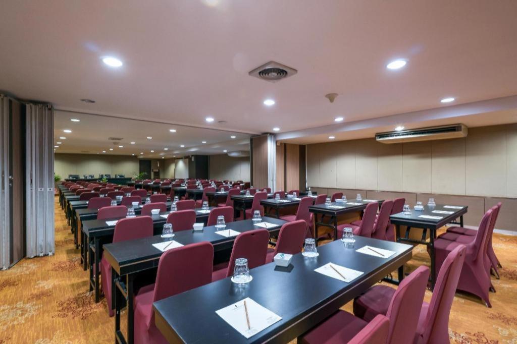 Sofyan Hotel Cut Meutia Jakarta Extérieur photo