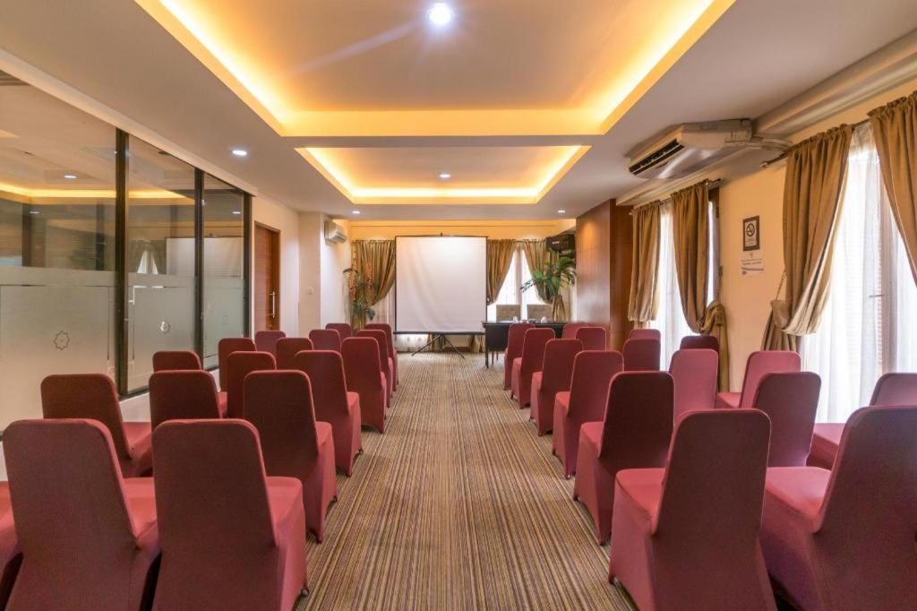 Sofyan Hotel Cut Meutia Jakarta Extérieur photo