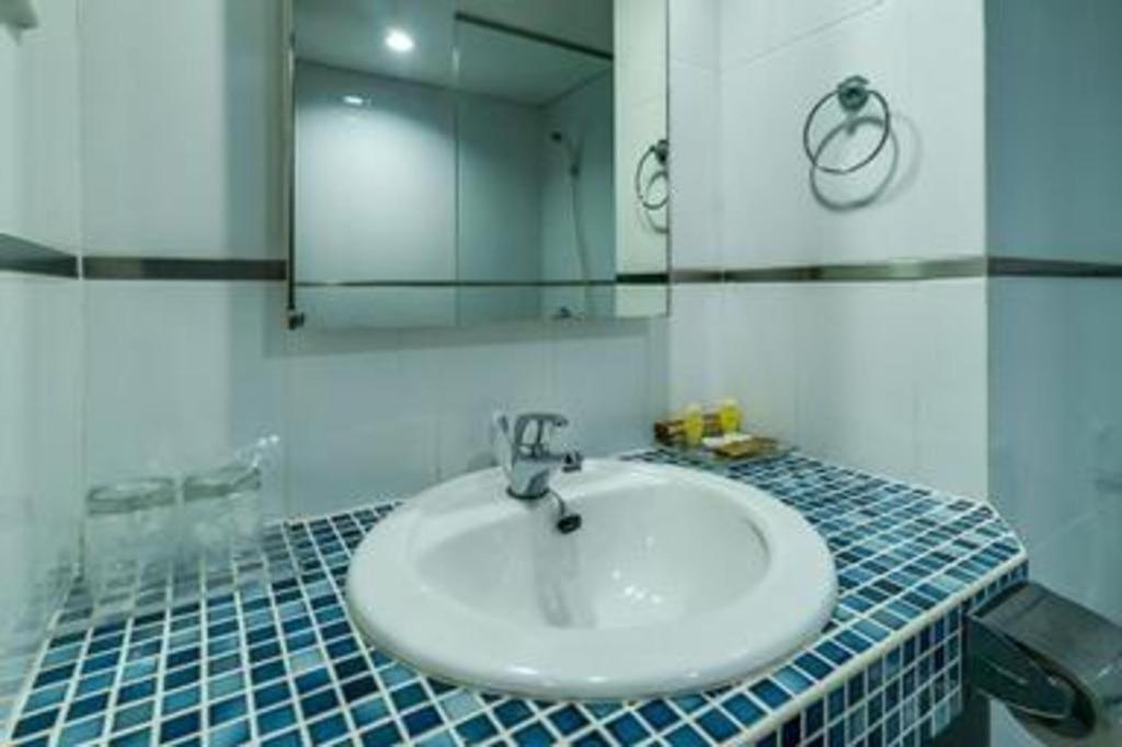 Sofyan Hotel Cut Meutia Jakarta Extérieur photo